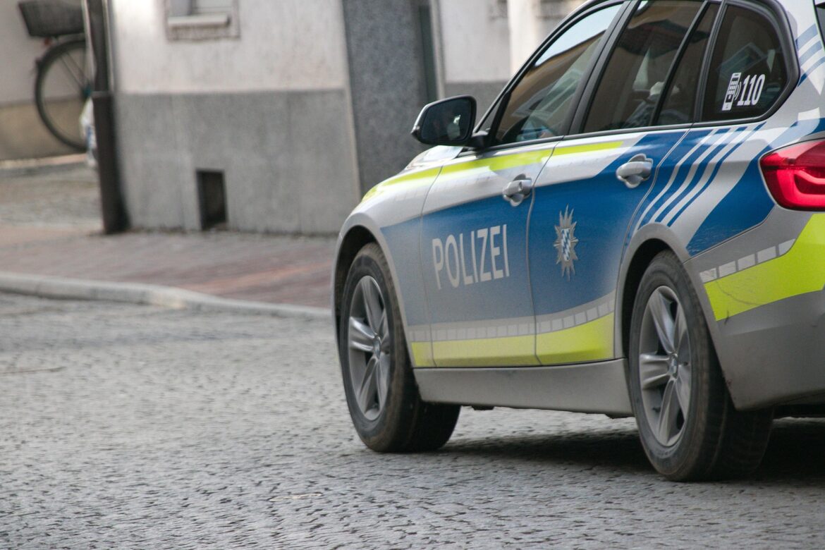 Polizeiautomobil
